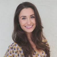 Lucia Morris's Instagram, Twitter & Facebook