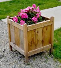 The styles range from the new england pattern to the cottage. Cedar Planters For Less Than 20 Ana White