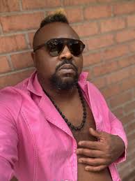 I GOTTA STAY FOCUSED AND HUMBLE CAUSE THE DEVIL ALWAYS AROUND TRYING TO  TAKE CHARGE HE COMES THREW ALL TYPES OF PPL PLACES AND THINGS I LOVE BEING  DOLO