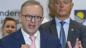 Paul Bongiorno's Instagram, Twitter & Facebook