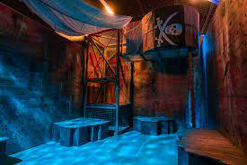 Designed by nicholas moore, there are 52 rooms to explore and 60 trampolines! Levels Labyrinth Reality Games