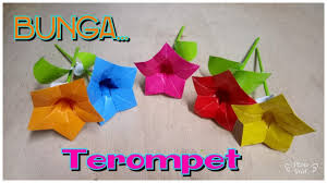 Setelah itu siapkan juga potongan lainyya, untuk membuat kuncupnya. Origami Bunga Terompet Cara Membuat Bunga Dari Kertas