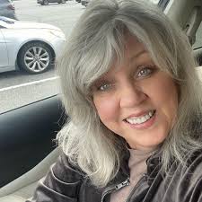 I was born at Georgia Baptisit Hospital in 1951 the hospital is only 3  years older than me! Went to Lee Street And Peeples St Elementary And Joe  Brown High! Raised in