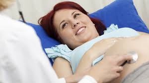 Although there's only limited research, most of the evidence shows that it's safe to colour or bleach your hair while pregnant. Can I Dye My Hair When Pregnant Tommy S
