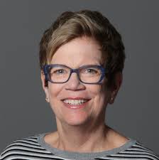 Mary Dolan's Instagram, Twitter & Facebook