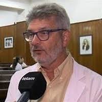 Dr Daniel Stecher Jefe de Infectologìa del Hospital de Clìnicas.