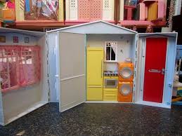 Generous size that can be worn over any outfit. Totally Real Fold Up House D Barbie House Red Door House