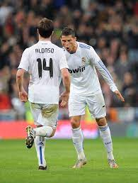 Xabi Alonso Photos Photos Real Madrid V Villarreal La Liga Xabi Alonso Real Madrid Madrid