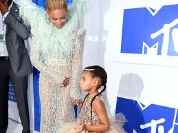 Join facebook to connect with martino bruni and others you may know. Blue Ivy 4 Makes Brief Red Carpet Debut With Mom Beyonce At Mtv Vmas