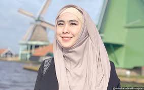 Mata biru keenan yang indah, ternyata waardenburg syndrome. Oki Setiana Dewi Umumkan Semua Jadwal Dakwah Batal Karena Corona Malah Disindir Soal Ria Ricis