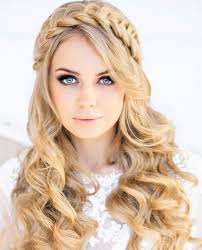 22 Is Curly Hair Back In Style 2020 Braided Crown Hairstyles Long Hair Styles Hair Styles