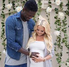 The gigantic ring was created by jason of. Lakers Player Julius Randle And Fiance Kendra Shaw Welcome Baby Boy Kyden Randle Lipstick Alley
