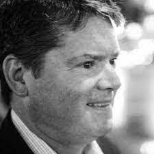 Chris Compson's Instagram, Twitter & Facebook