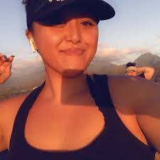 Brandie Mcclain's Instagram, Twitter & Facebook