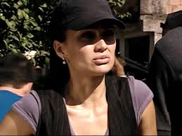 Prova de Amor: Bandidos se entregam, mas Diana não resgata a filha