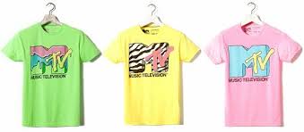 90 Fashion Black And Yellow Graphic Tee I Love My Mtv 90s Love For Pull Bear Retro T Shirts Retro Tshirt Mtv Mtv Logo