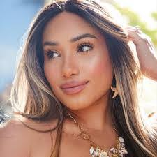 Guadalupe Pruneda's Instagram, Twitter & Facebook