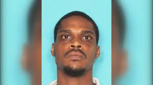 Man arrested for shooting at Pearl police officer during chase