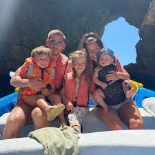 Everton sousa soares, mais conhecido apenas como everton ou por seu apelido everton cebolinha (maracanaú, 22 de março de 1996), é um futebolista brasileiro que atua como atacante. O2ljwi6 Ootfam