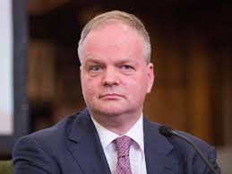 Ex-Uffizi chief Eike Schmidt loses bid to become Mayor of Florence