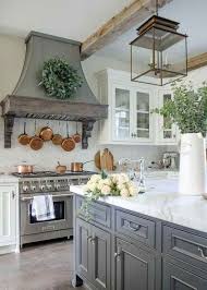 61 Awesomw French Country Home Decor Ideas In 2020 French Country Decorating Kitchen Country Style Kitchen French Farmhouse Kitchen