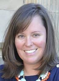 Deanna Alba's Instagram, Twitter & Facebook