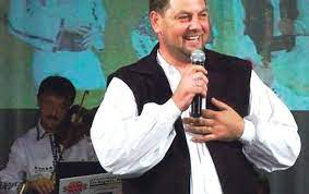 Pr marius ciprian pop cât de părăsit eşti doamne în preasfântul tău altar. PÄƒrintele Marius Ciprian Pop SÄƒ CanÈ›i Muzica Neamului InseamnÄƒ Tot RugÄƒciune Formula As