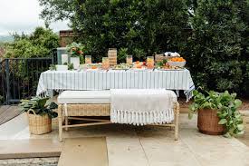 Amid the ice pops and watermelon slices this summer, it's possible you crave a more elegant experience from time to time. This Outdoor Dinner Party Will Transport You To Spain Without Leaving Your Own Backyard News Wwc
