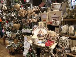 Cracker barrel christmas tree.so much prettier in person. I Just Liked The Owl Picture Of Cracker Barrel Flint Tripadvisor