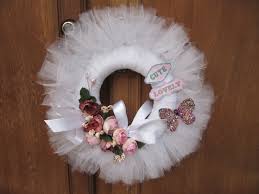 Üstü kadife kumaşla kaplandı çerçeveye yapıştırıldıç 30 cm halat ip ile kenarlarına yapıştırıldı. En Guzel Tulden Bebek Kapi Susu Modelleri Ve Kapi Susu Tulu Yapimi