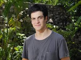 Mateus solano was born on march 20, 1981 in brasília, distrito federal, brazil as mateus solano schenker carneiro da cunha. Mateus Solano Irmao Gemeo Tititi
