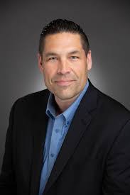 Kim Kubik's Instagram, Twitter & Facebook