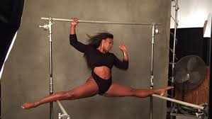 Serena jameka williams is an american professional tennis player and former world no. Serena Williams Flaunts Her Curves For Ny Magazine After Being Body Shamed Following Her Wimbledon Win Entertainment Tonight