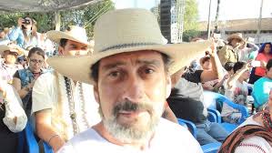 Testimonial con hijos de Daniel Plancarte, autor de El Ponteduro, Arriba  Pichátaro