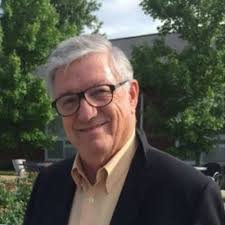 Congratulations to 2024 Distinguished Alumni Award winner Richard Winter,  MBA 1976! Richard is an accomplished healthcare entrepreneur and art  enthusiast. He has shown unwavering support for UMSL through his  leadership, his philanthropy