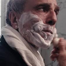 My Favorite Shots ————————— Snatch (2000) Dir. Guy Ritchie DP. Tim Maurice -Jones