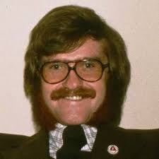 Adrian si otvoril darček od expriateľky po 47 rokoch: Jeho obsah ho šokoval