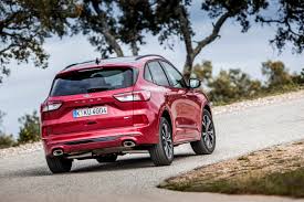 Ford's advanced hybrid technology is designed to deliver a cleaner, quieter, more sophisticated approach to suv driving. Ford Kuga 2020 Test Infos Daten Hybrid Adac
