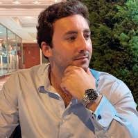 9 perfiles de «Ignacio Espiño»