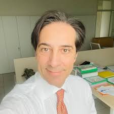 Buona sera Mary Cioffi che dici in macchina