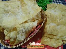 Preparazione per le cresciole di polenta dolci o salate. Cresciole Marchigiane Di Carnevale Gustose Ricette Di Cucina