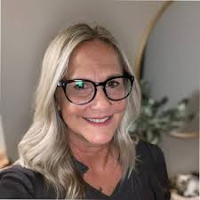 Last week we held our Quarterly Celebration to celebrate the achievements  of the fourth quarter.