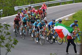 Visit the official website of giro d'italia 2021 and discover all the latest updates and info on the route, stages, teams plus the latest news. Die Startliste Des Giro D Italia 2020