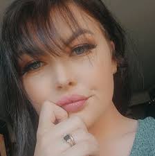 Is there a justice of the peace available in Apollo Bay to sign paperwork  today?