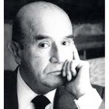 Se me acusa de ser padre, esposo, nariz entrenada, escritor, agricultor, anticuario, contrabajista, crítico gastronómico, periodista, poeta inédito (aún). A Cien Anos De Su Natalicio Reconocen El Legado Del Escritor E Historiador Jose Luis Martinez Rodriguez Proceso