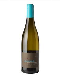 Touches of pepper and menthol are revealed in a round, full mouthfeel. Domaine Pelle Menetou Salon Morogues York Cellars