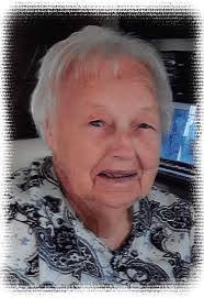 Melissa Missey's Instagram, Twitter & Facebook