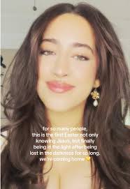 Ashley (@ashphroditex)