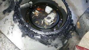 فك وتنظيف صفاية البنزين Youtube