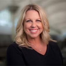 What an incredible first week with my new team at Dallas Fort Worth  International Airport (DFW)! I am taken aback by the incredible talent here  and the thoughtful employee engagement. Also, I